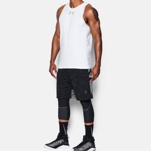 NEW nwt Under Armour black gray basketball shorts S